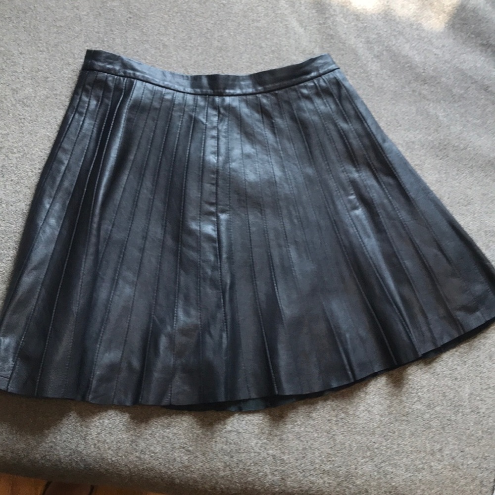 Theory Leather Pleated Skirt size 4